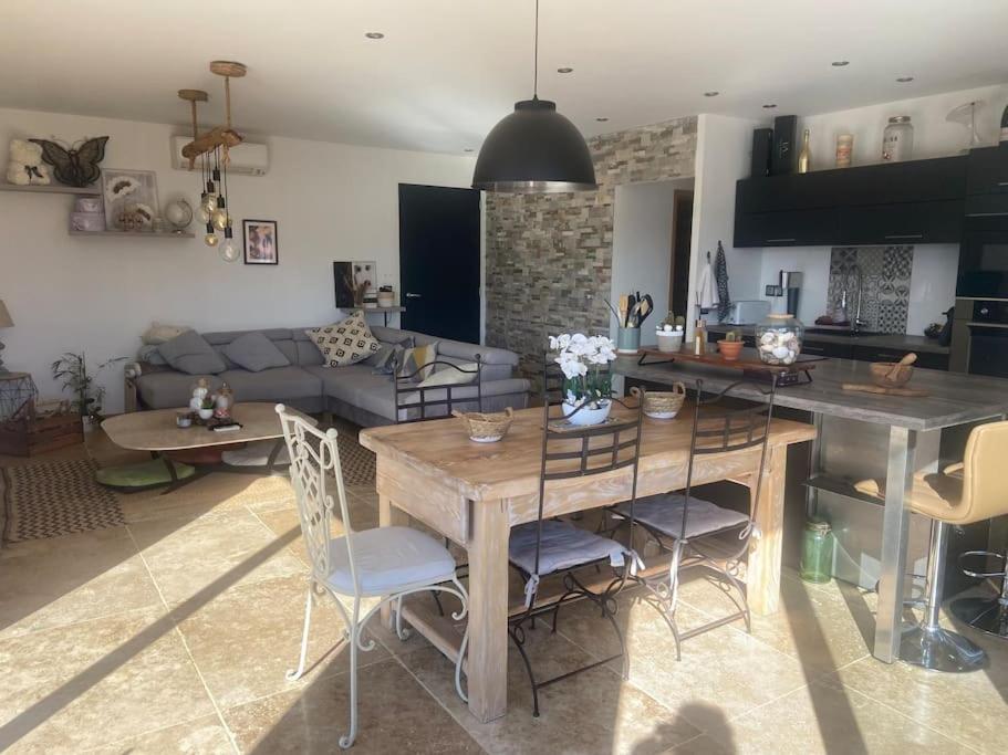 Superbe Villa En Provence 85 M2 Puimichel Екстериор снимка